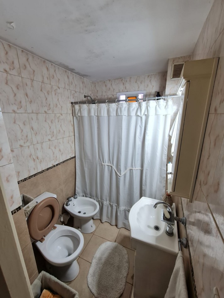 VENTA IMPERDIBLE DEPARTAMENTO CON VISTA AL MAR , CON GAS NATURAL!!!!!! MARBELLA IV