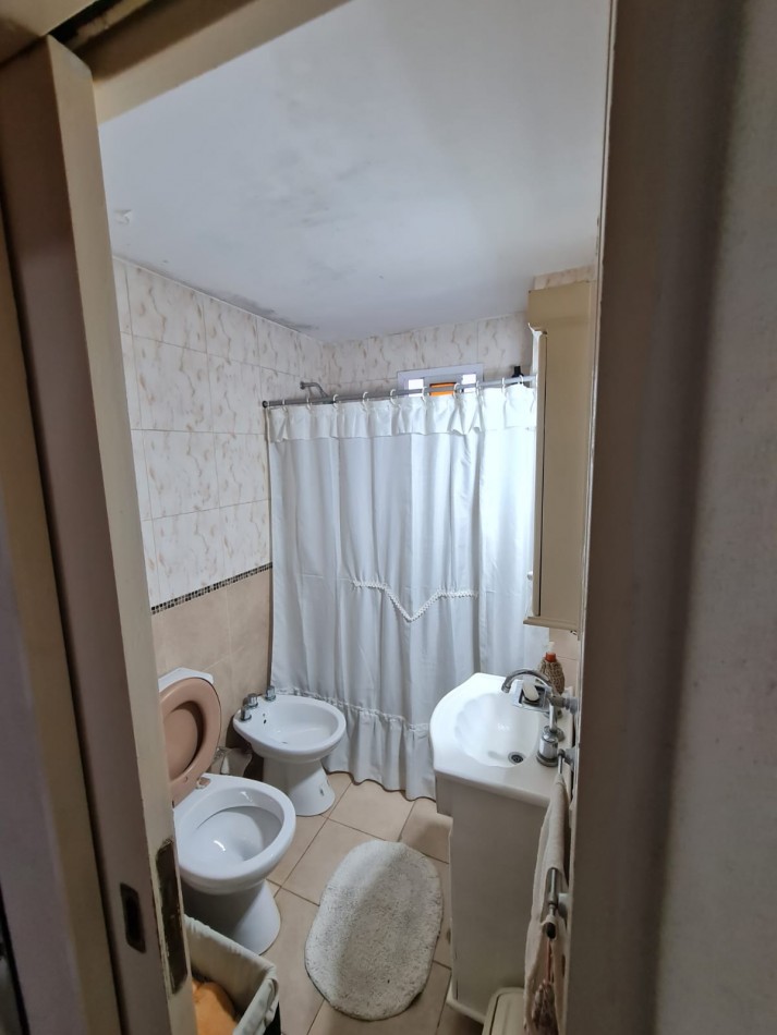 VENTA IMPERDIBLE DEPARTAMENTO CON VISTA AL MAR , CON GAS NATURAL!!!!!! MARBELLA IV