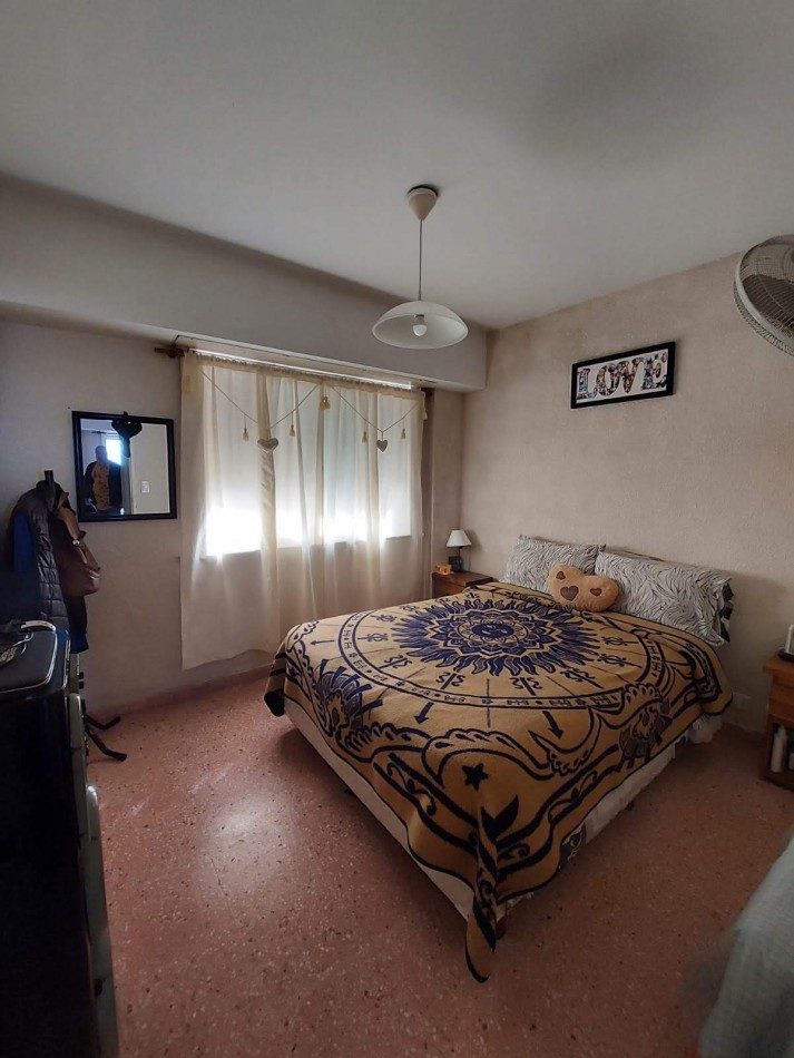 VENTA IMPERDIBLE DEPARTAMENTO CON VISTA AL MAR , CON GAS NATURAL!!!!!! MARBELLA IV