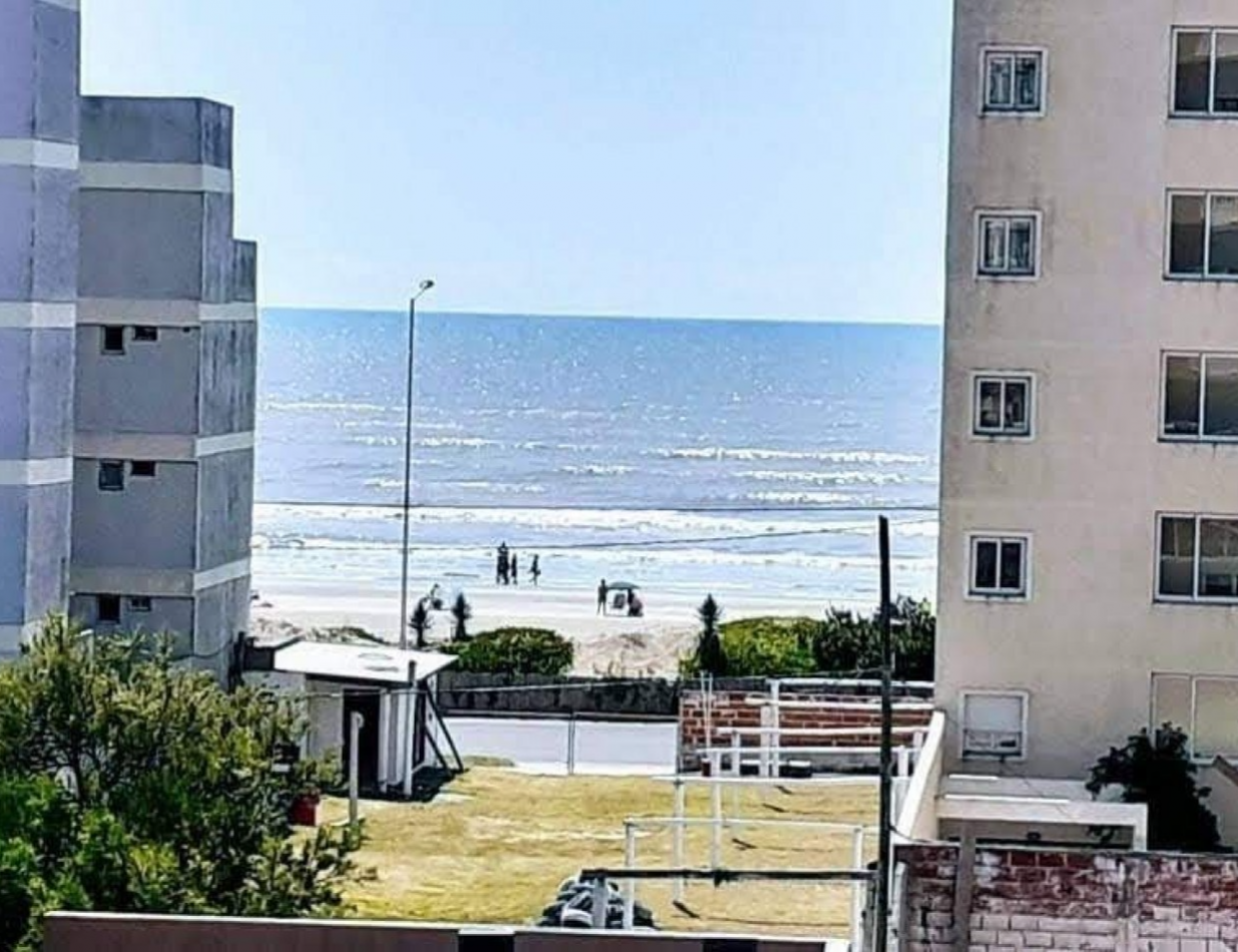 VENTA IMPERDIBLE DEPARTAMENTO CON VISTA AL MAR , CON GAS NATURAL!!!!!!