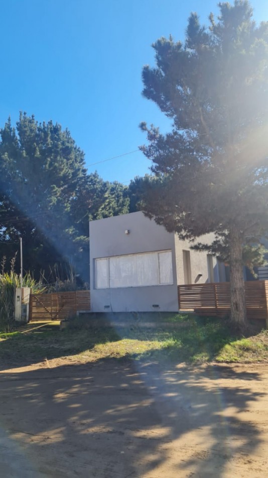 Encantadora casa de tres ambientes en San Bernardo