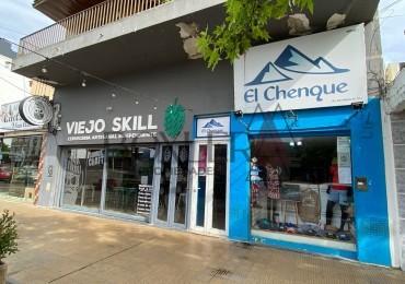 Amplio local comercial, con vivienda y depto sobre Av San Martin